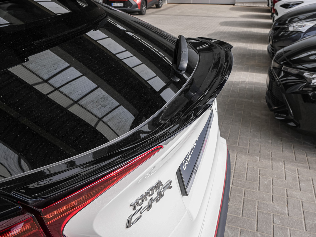 Fahrzeugansicht TOYOTA C-HR HYBRID GR Sport - Bild 16