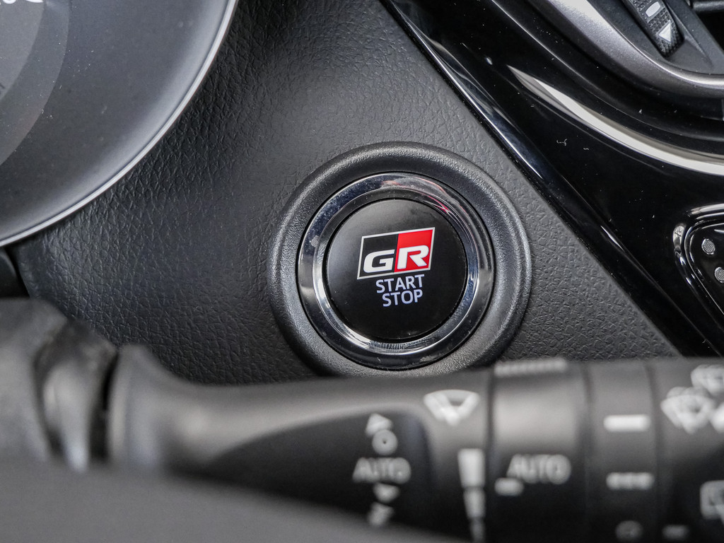 Fahrzeugansicht TOYOTA C-HR HYBRID GR Sport - Bild 31