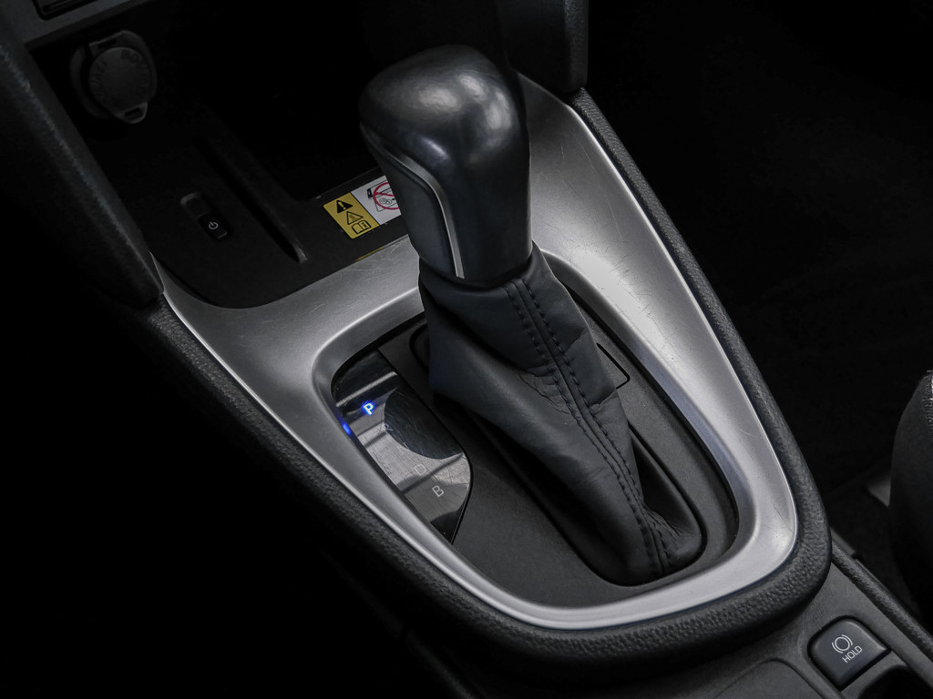 Fahrzeugansicht TOYOTA Yaris Cross Hybrid 1.5 VVT-i Team D - Bild 22