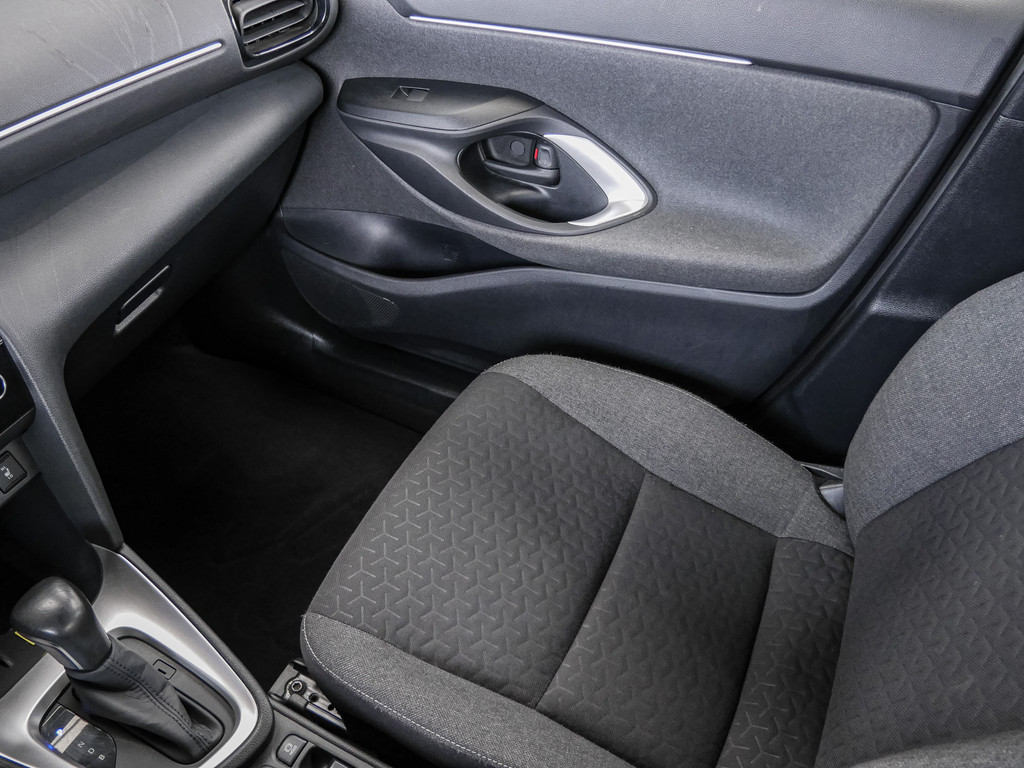 Fahrzeugansicht TOYOTA Yaris Cross Hybrid 1.5 VVT-i Team D - Bild 25