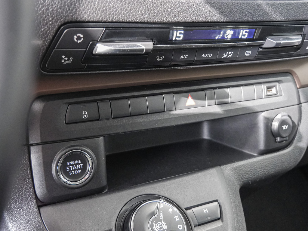 Fahrzeugansicht TOYOTA Proace Verso 2.0 D-4D Team D - Bild 24