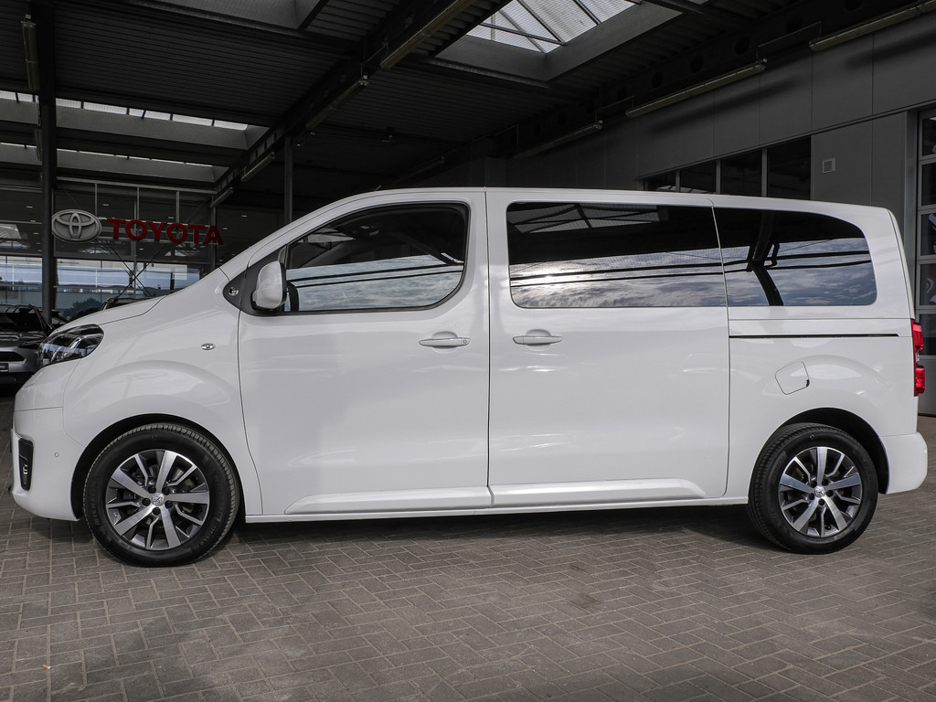 Fahrzeugansicht TOYOTA Proace Verso 2.0 D-4D Team D - Bild 46