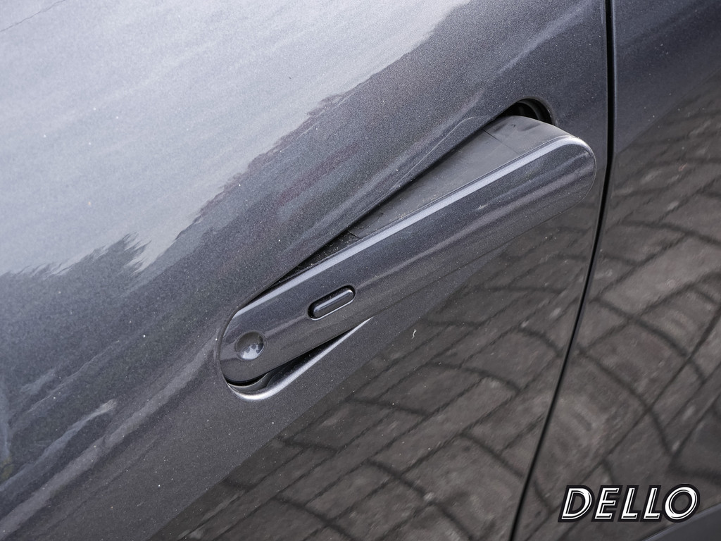 Fahrzeugansicht TOYOTA C-HR 1.8 Hybrid FWD Teamplayer - Bild 2