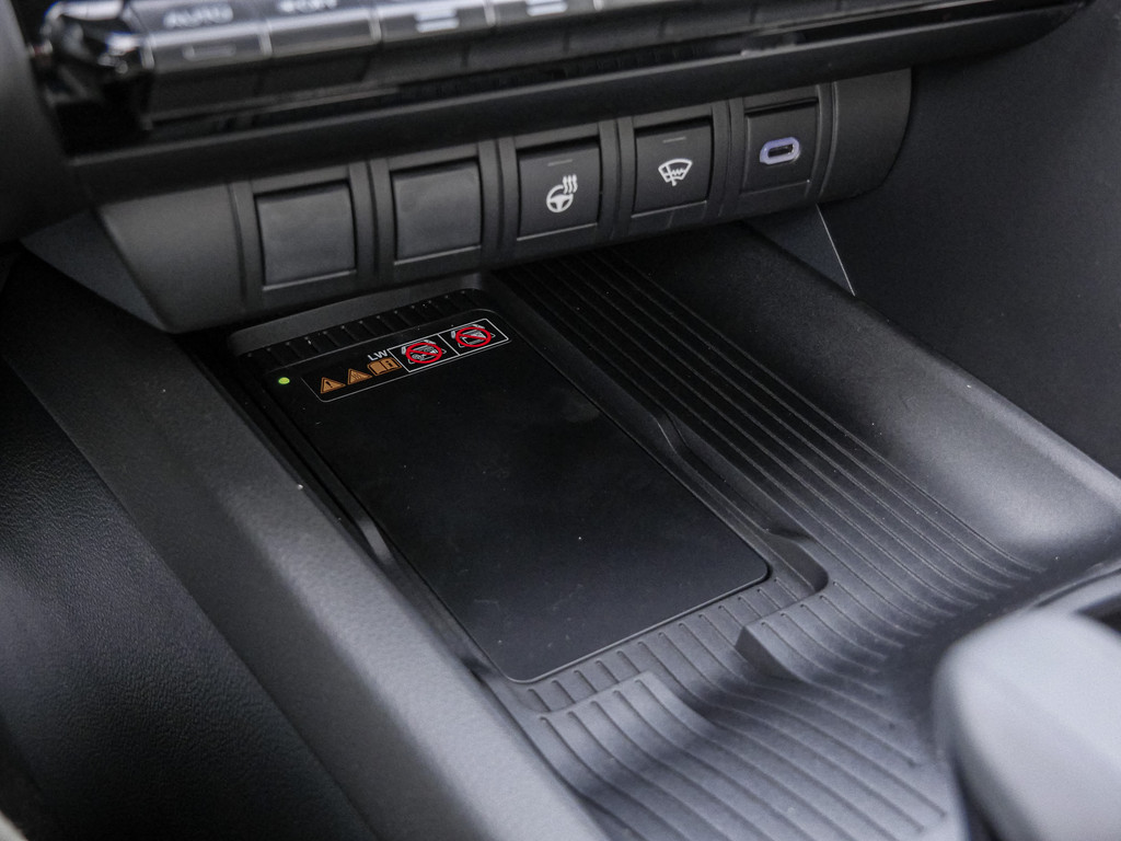 Fahrzeugansicht TOYOTA C-HR 1.8 Hybrid FWD Teamplayer - Bild 21