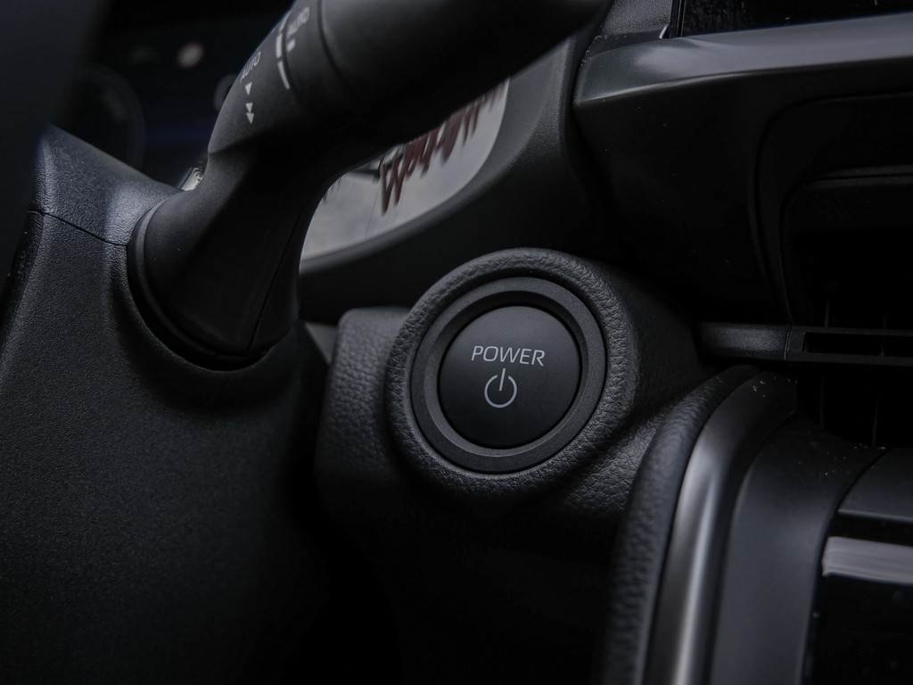 Fahrzeugansicht TOYOTA C-HR 1.8 Hybrid FWD Teamplayer - Bild 29