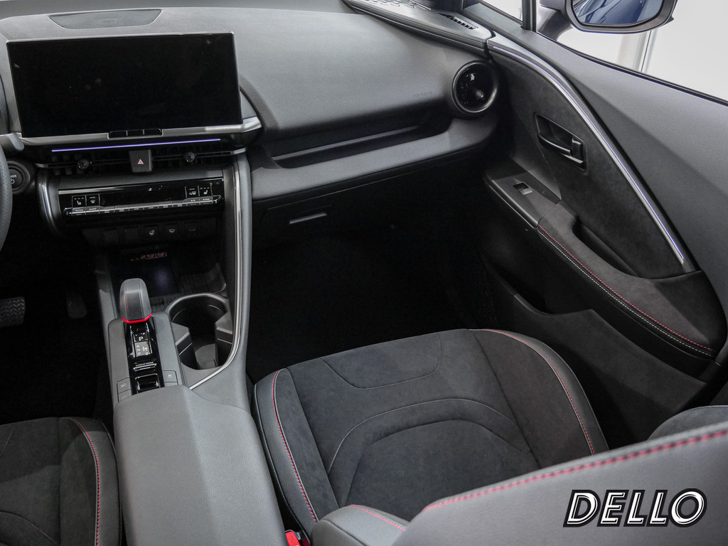 Fahrzeugansicht TOYOTA C-HR 2.0 Plug-In Hybrid FWD GR Sport - Bild 5