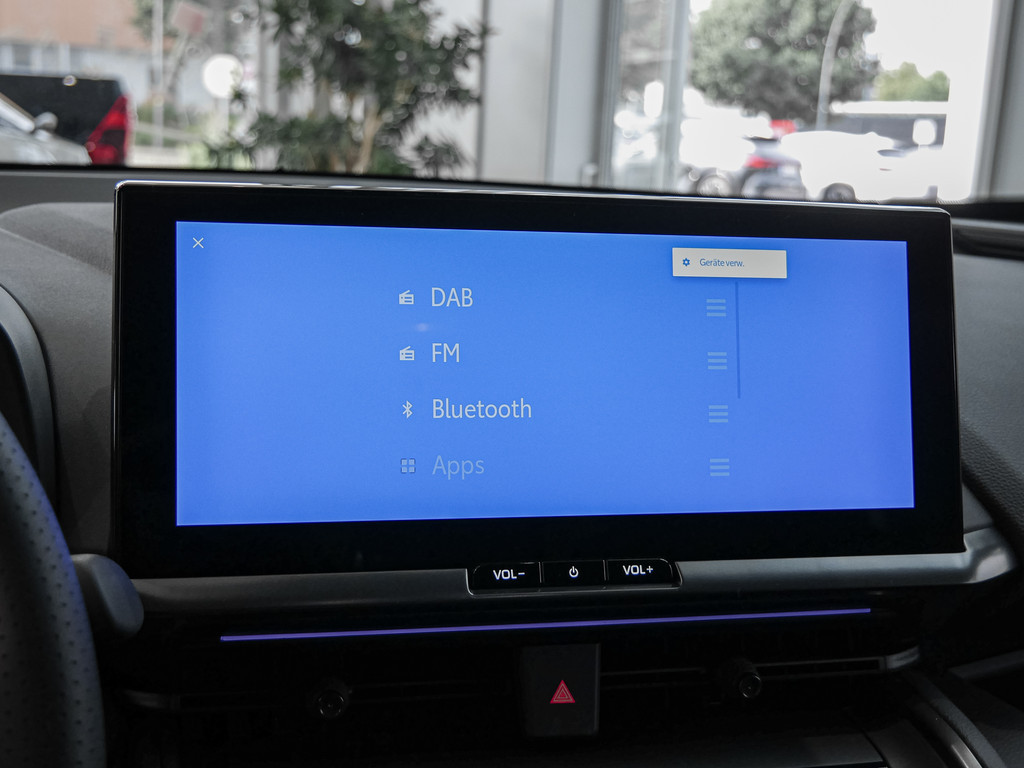 Fahrzeugansicht TOYOTA C-HR 2.0 Plug-In Hybrid GR Sport - Bild 13