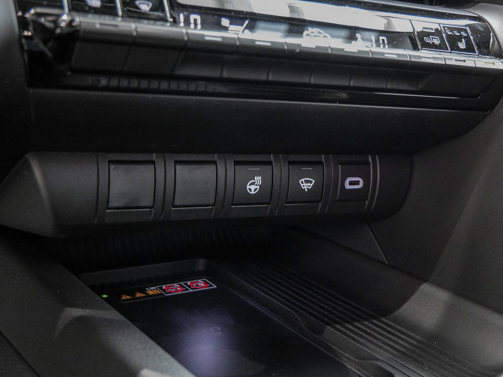 Fahrzeugansicht TOYOTA C-HR 2.0 Plug-In Hybrid GR Sport - Bild 17