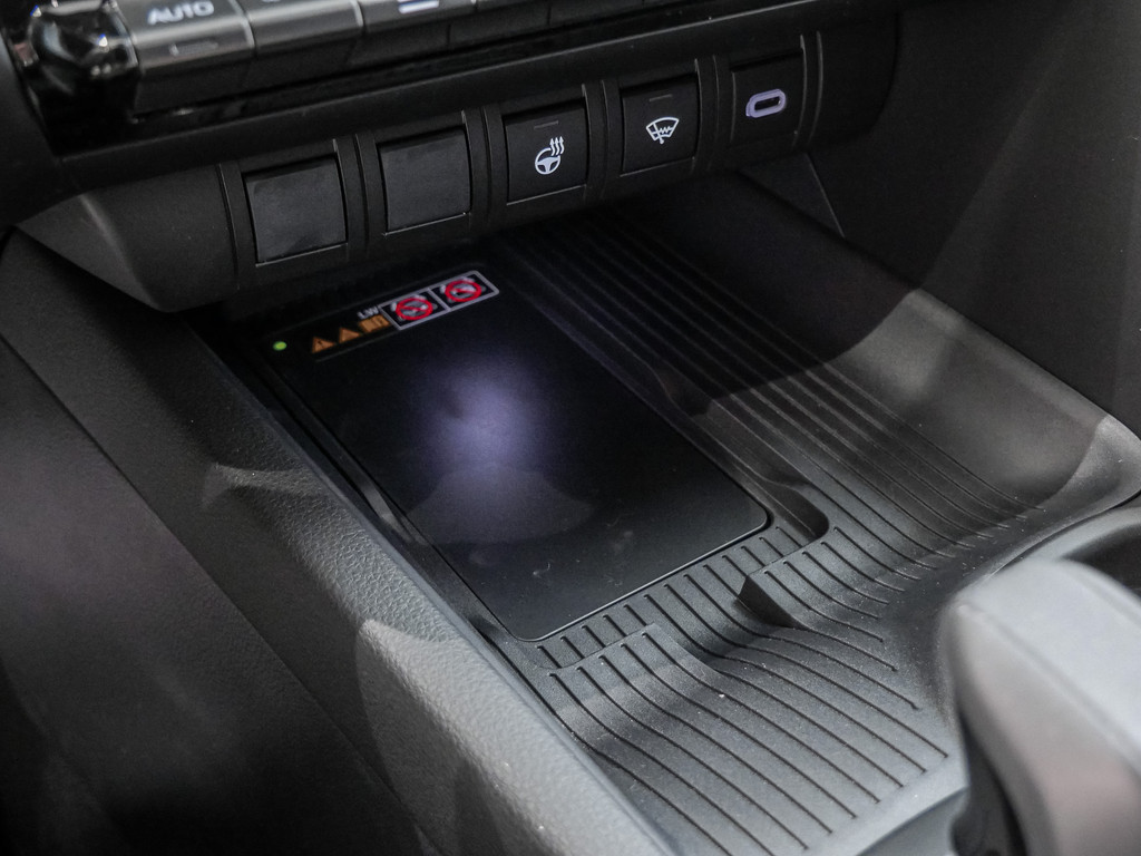 Fahrzeugansicht TOYOTA C-HR 2.0 Plug-In Hybrid GR Sport - Bild 18