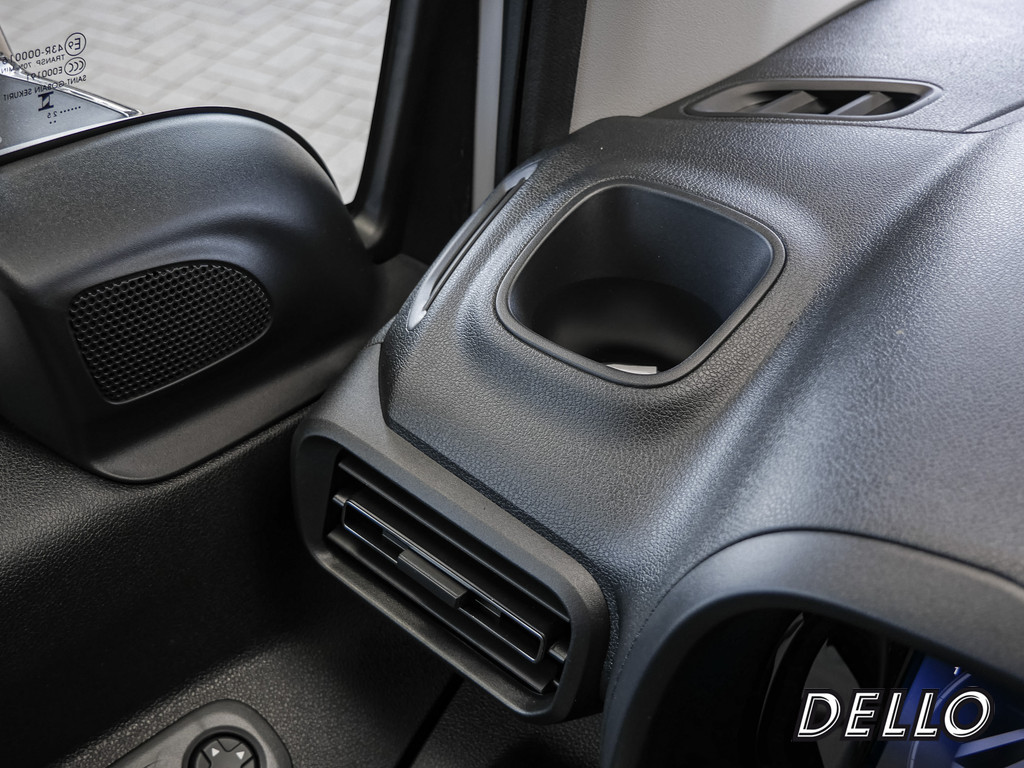 Fahrzeugansicht TOYOTA Proace City 1.5 L2 Meister - Bild 24