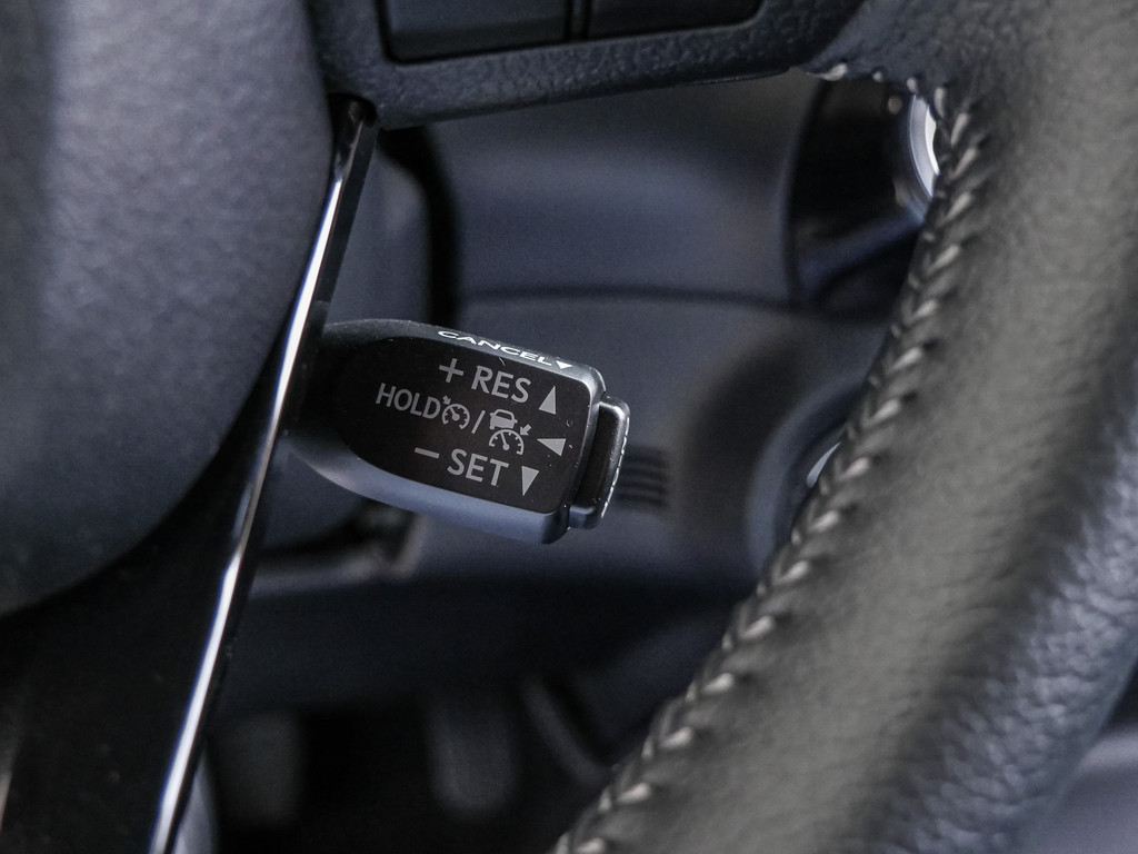 Fahrzeugansicht TOYOTA Hilux 2.8 DC Invincible 4x4 - Bild 35