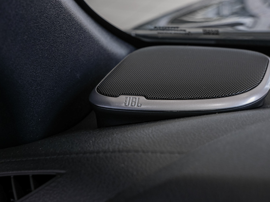 Fahrzeugansicht TOYOTA Hilux 2.8 DC Invincible 4x4 - Bild 37