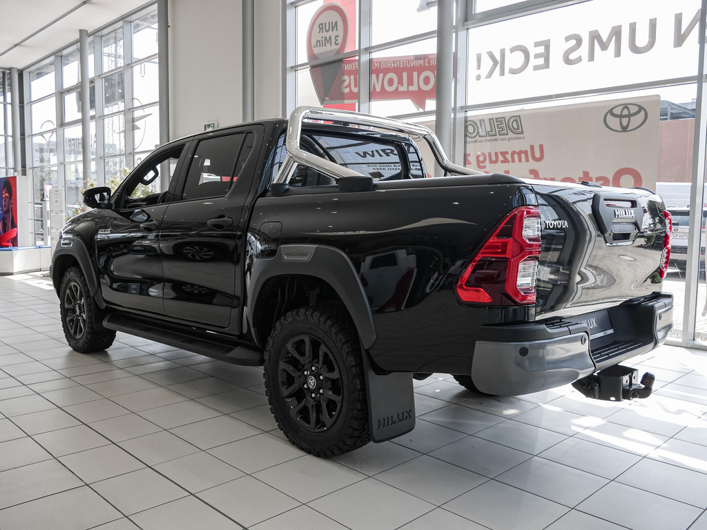 Fahrzeugansicht TOYOTA Hilux 2.8 DC Invincible 4x4 - Bild 45