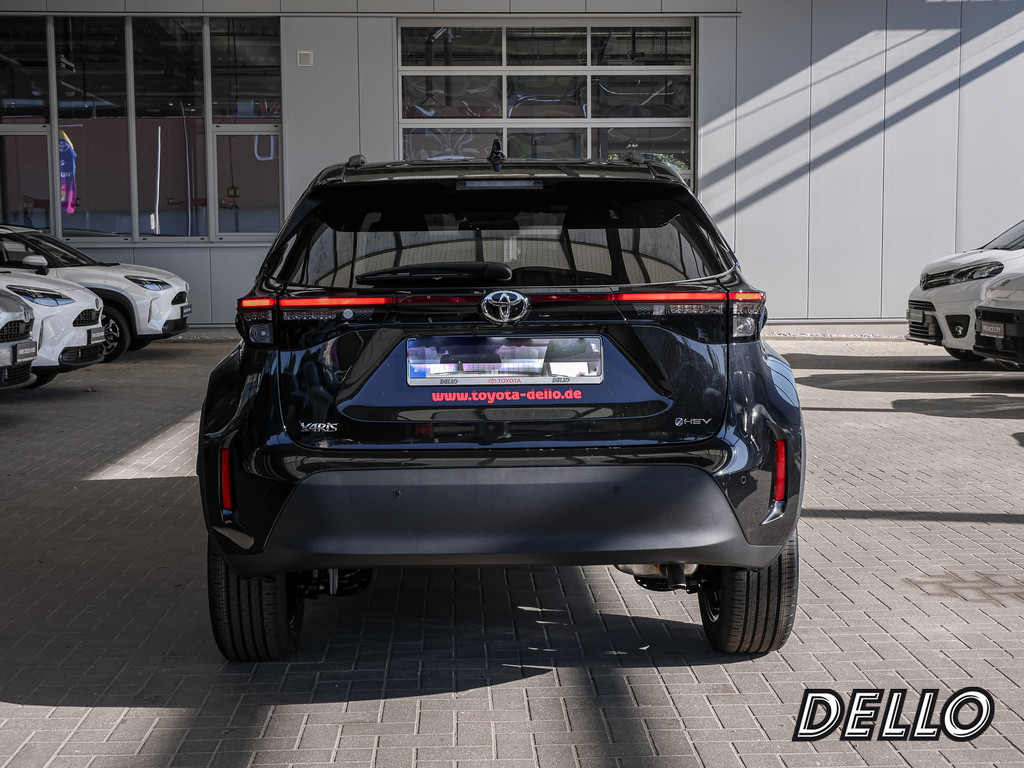 Fahrzeugansicht TOYOTA Yaris 1.5 Hybrid Teamplayer - Bild 10
