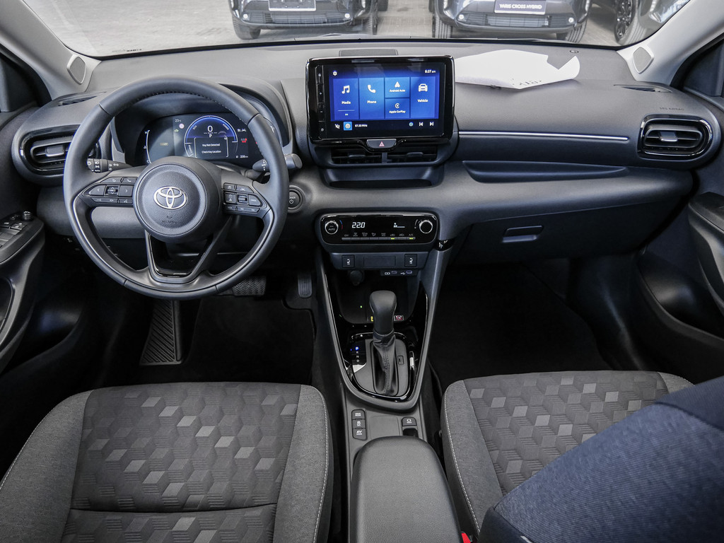 Fahrzeugansicht TOYOTA Yaris 1.5 Hybrid Teamplayer - Bild 9