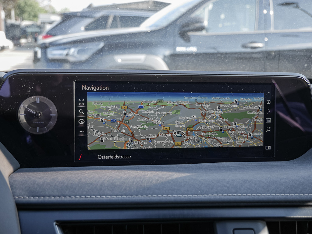 Fahrzeugansicht LEXUS UX 250h Luxury Line FWD - Bild 11