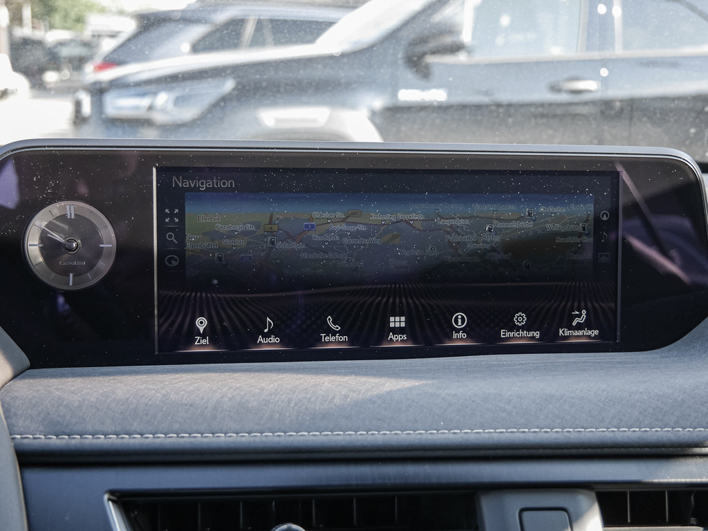 Fahrzeugansicht LEXUS UX 250h Luxury Line FWD - Bild 14