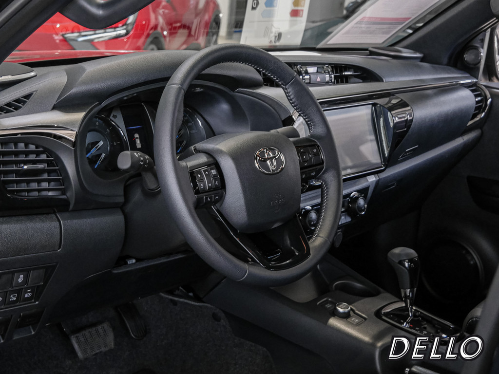 Fahrzeugansicht TOYOTA Hilux 2.8 Double Cab Invincible 4x4 - Bild 36