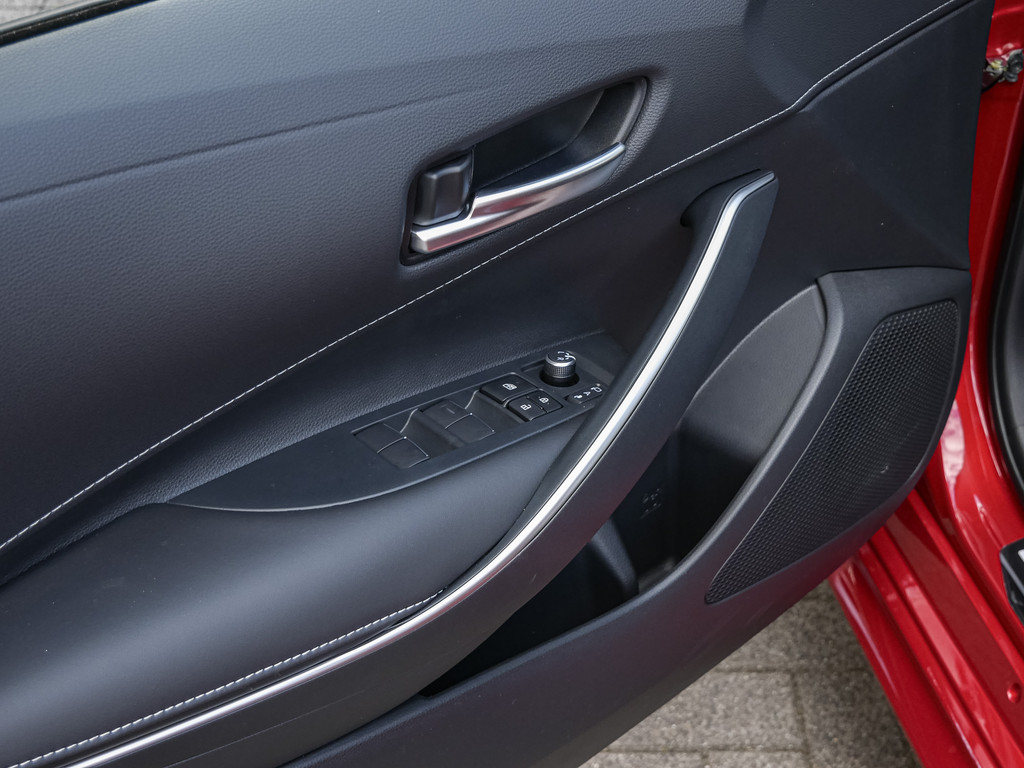 Fahrzeugansicht TOYOTA Corolla TS 1.8 Hybrid Teamplayer - Bild 35