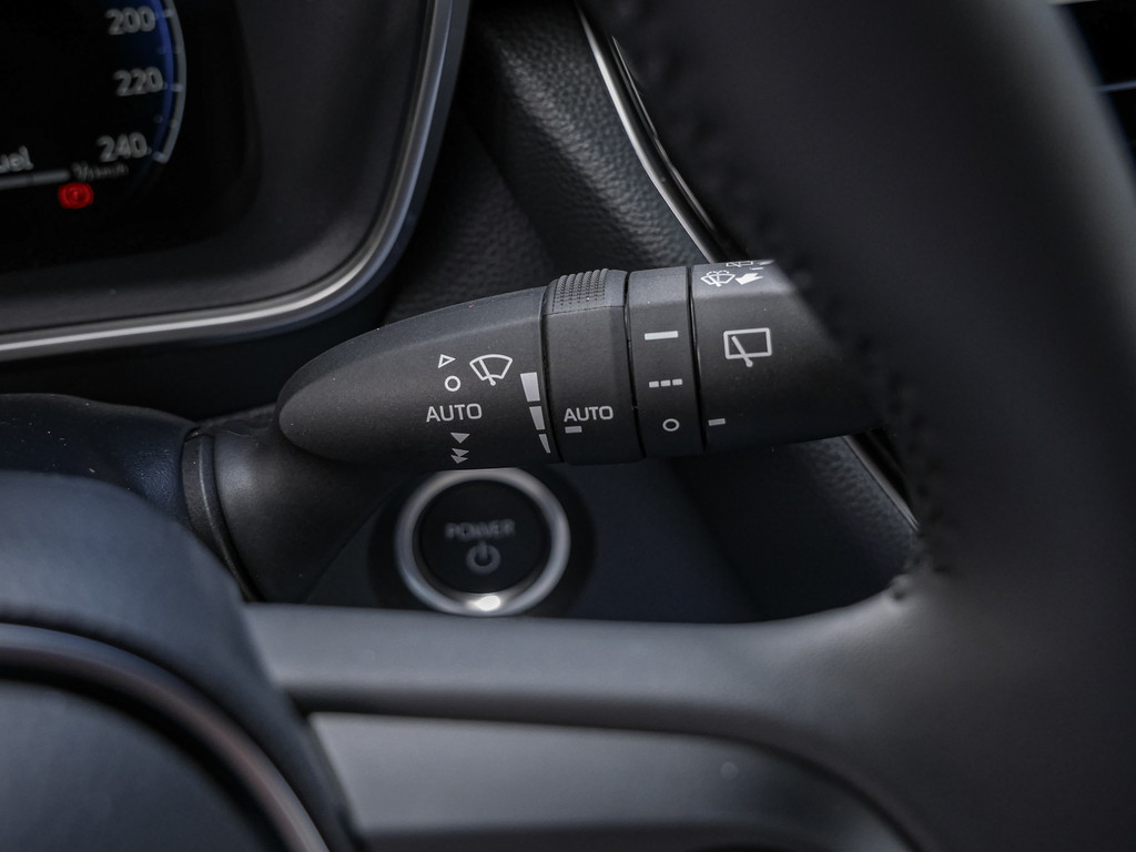 Fahrzeugansicht TOYOTA Corolla TS 1.8 Hybrid Teamplayer - Bild 26