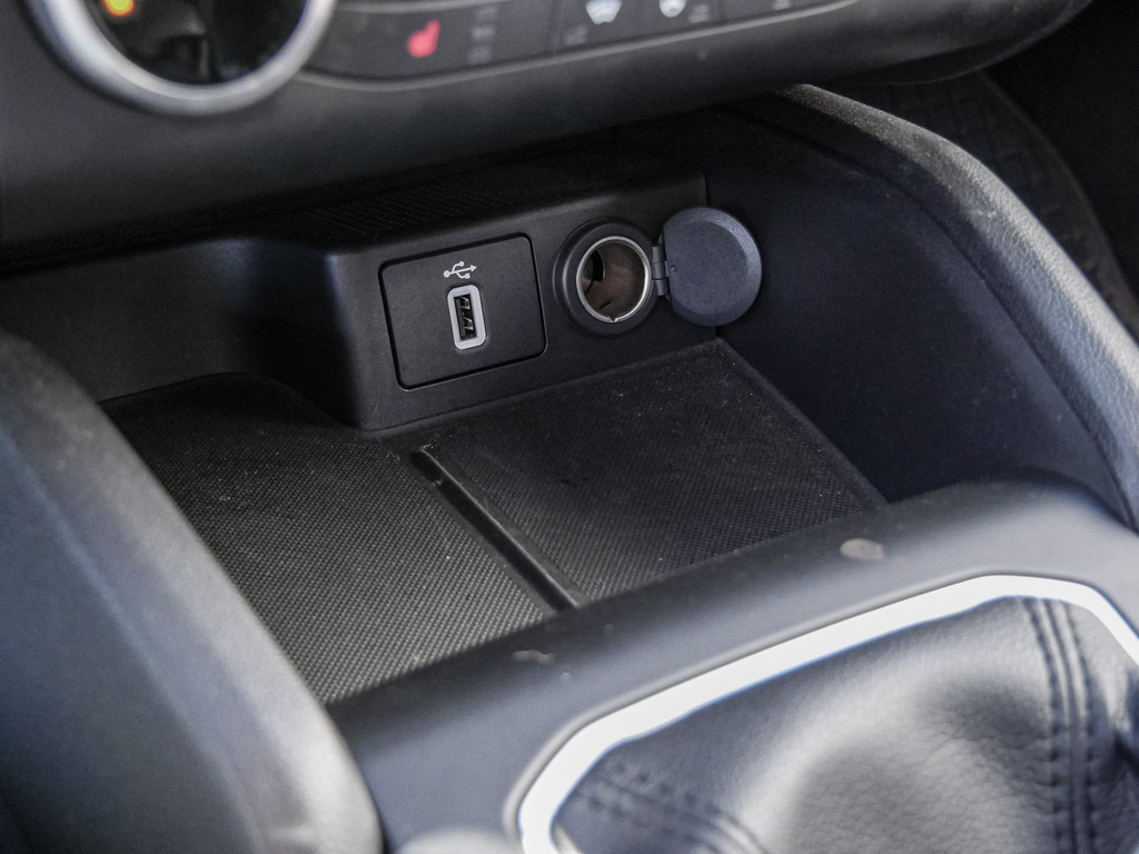 Fahrzeugansicht FORD Focus Turnier 1.0 EcoBoost - Bild 18