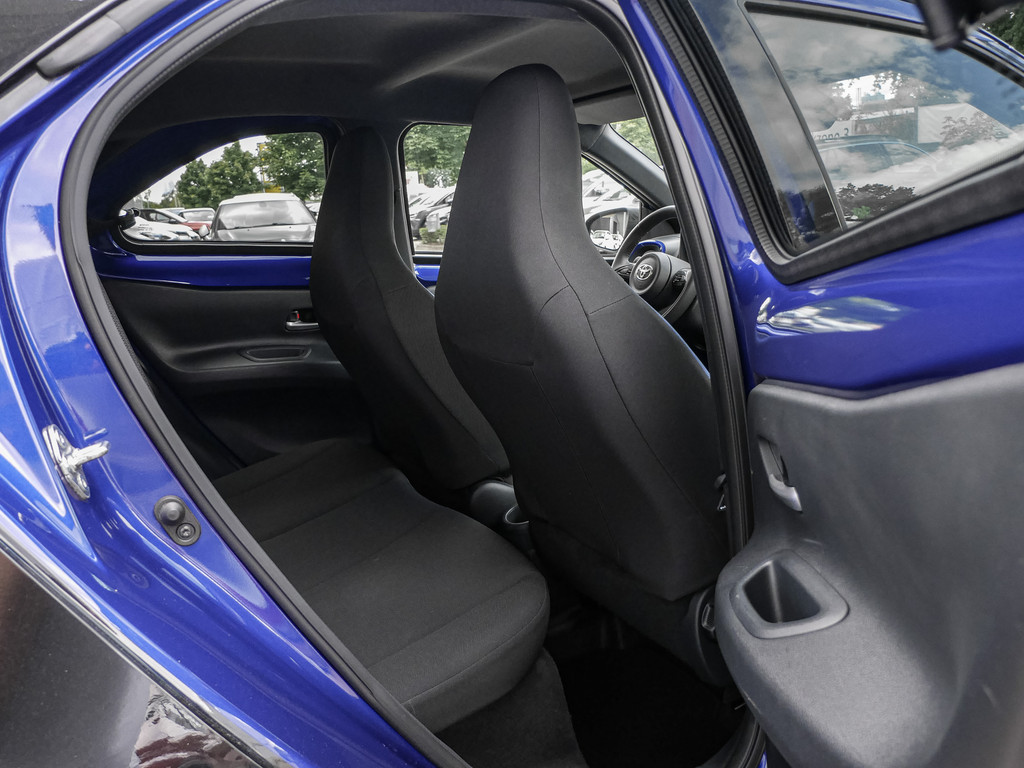 Fahrzeugansicht TOYOTA Aygo X 1.0 Pulse - Bild 8
