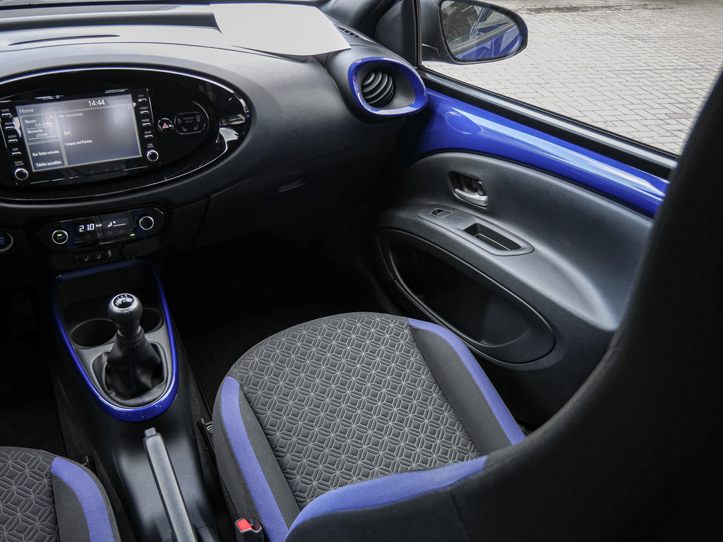 Fahrzeugansicht TOYOTA Aygo X 1.0 Pulse - Bild 13