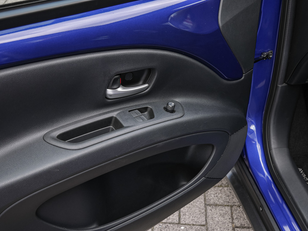 Fahrzeugansicht TOYOTA Aygo X 1.0 Pulse - Bild 36