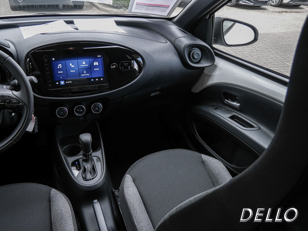 Fahrzeugansicht TOYOTA Aygo X 1.0 Play - Bild 4