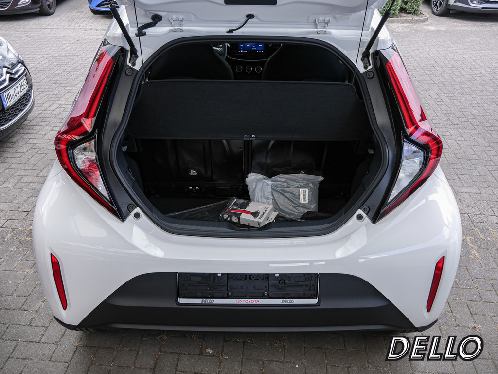 Fahrzeugansicht TOYOTA Aygo X 1.0 Play - Bild 5