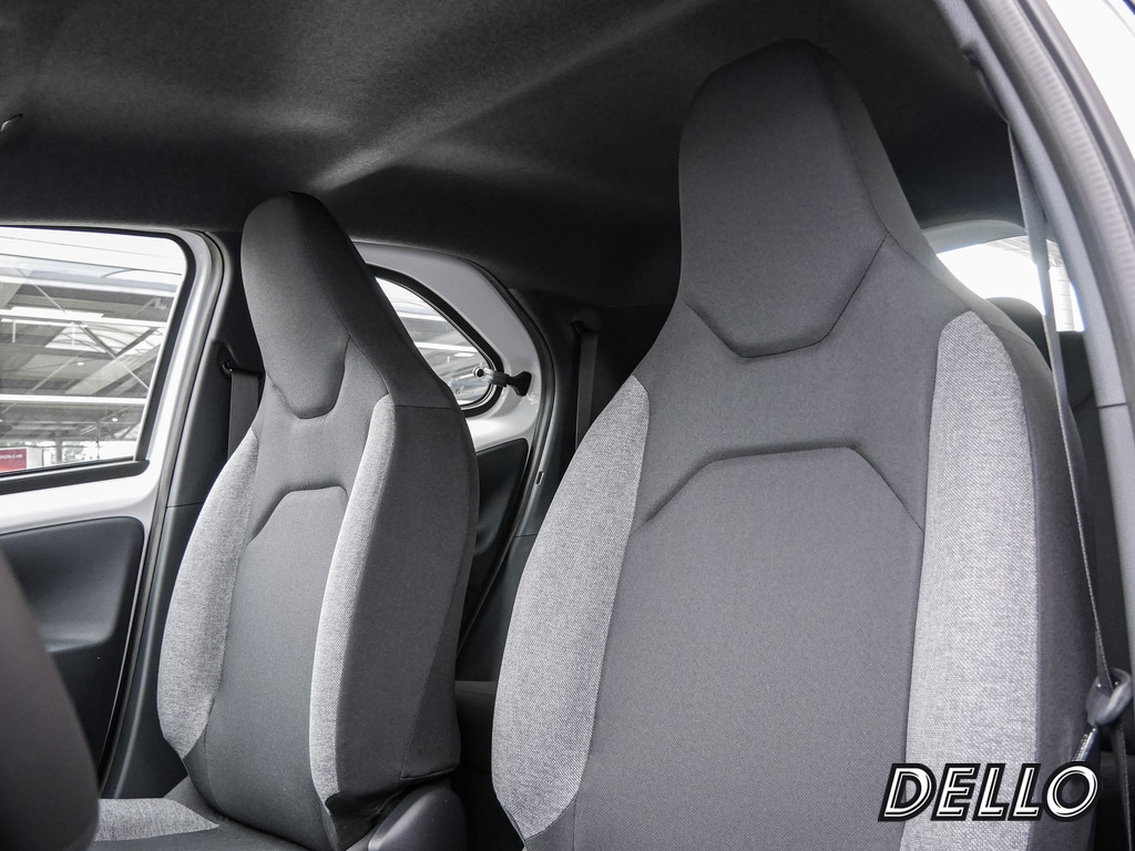 Fahrzeugansicht TOYOTA Aygo X 1.0 Play - Bild 26