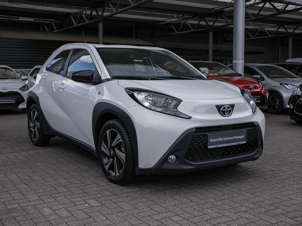 Fahrzeugansicht TOYOTA Aygo X 1.0 Play - Bild 23