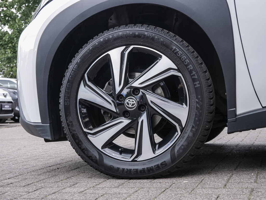 Fahrzeugansicht TOYOTA Aygo X 1.0 Play - Bild 38