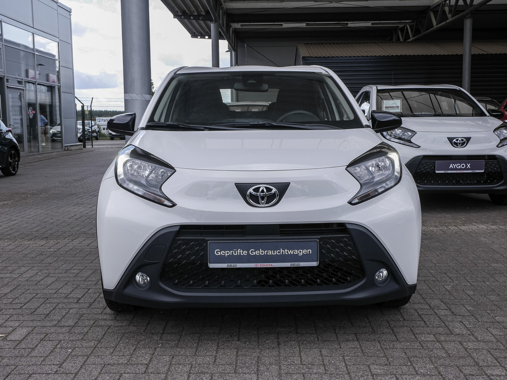 Fahrzeugansicht TOYOTA Aygo X 1.0 Play - Bild 12