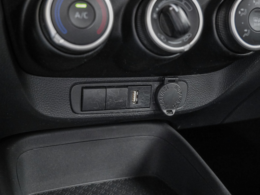 Fahrzeugansicht TOYOTA Aygo X 1.0 Play - Bild 17