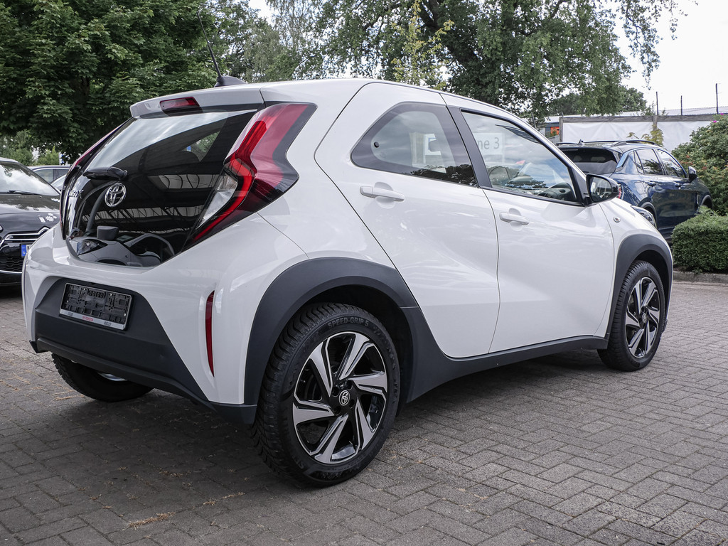 Fahrzeugansicht TOYOTA Aygo X 1.0 Play - Bild 34