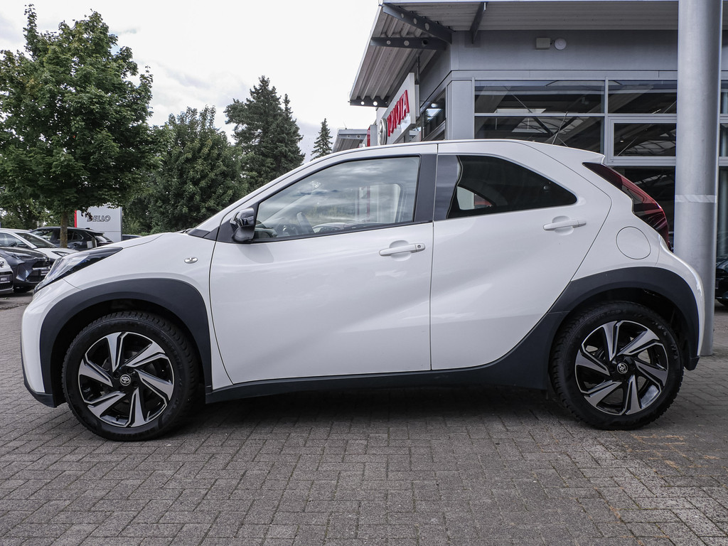 Fahrzeugansicht TOYOTA Aygo X 1.0 Play - Bild 37