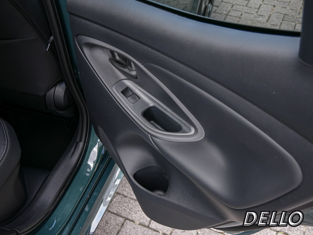 Fahrzeugansicht TOYOTA Yaris 1.5 Hybrid Style Plus - Bild 10