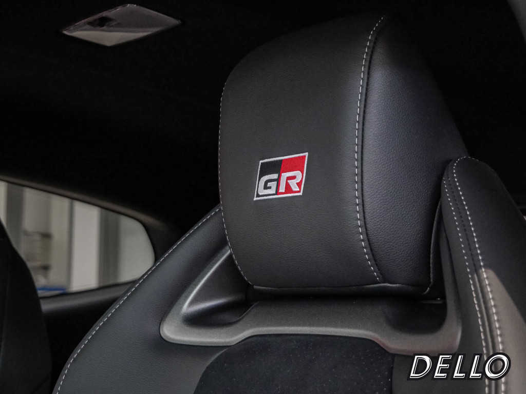 Fahrzeugansicht TOYOTA Yaris 1.6 GR - Bild 2