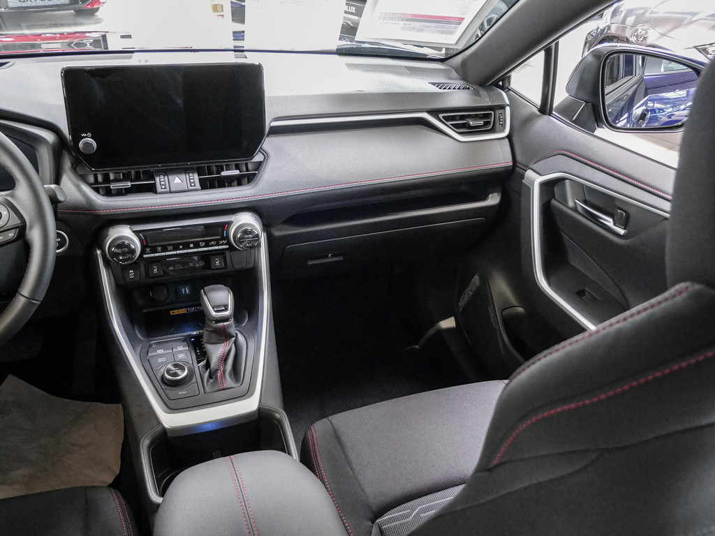 Fahrzeugansicht TOYOTA RAV4 2.5 Plug-in Hybrid 4x4 Teamplayer - Bild 7