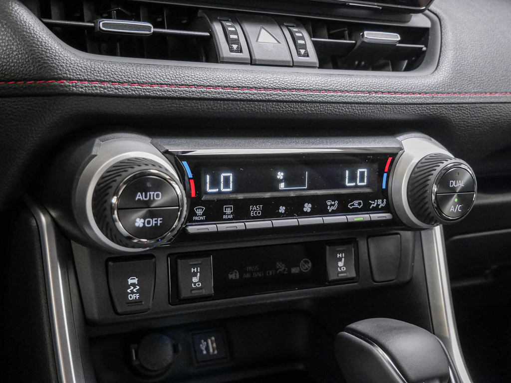 Fahrzeugansicht TOYOTA RAV4 2.5 Plug-in Hybrid 4x4 Teamplayer - Bild 16