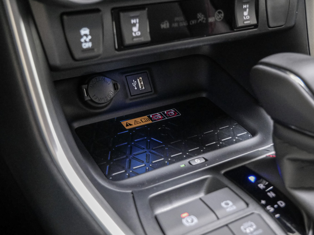 Fahrzeugansicht TOYOTA RAV4 2.5 Plug-in Hybrid 4x4 Teamplayer - Bild 18