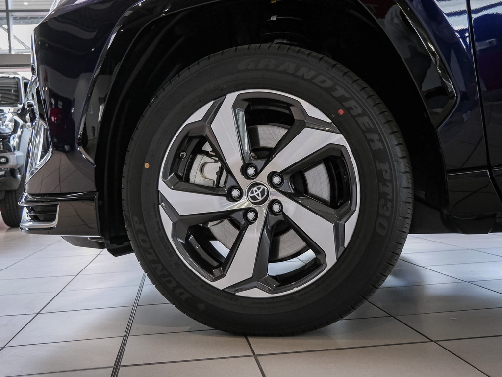 Fahrzeugansicht TOYOTA RAV4 2.5 Plug-in Hybrid 4x4 Teamplayer - Bild 39