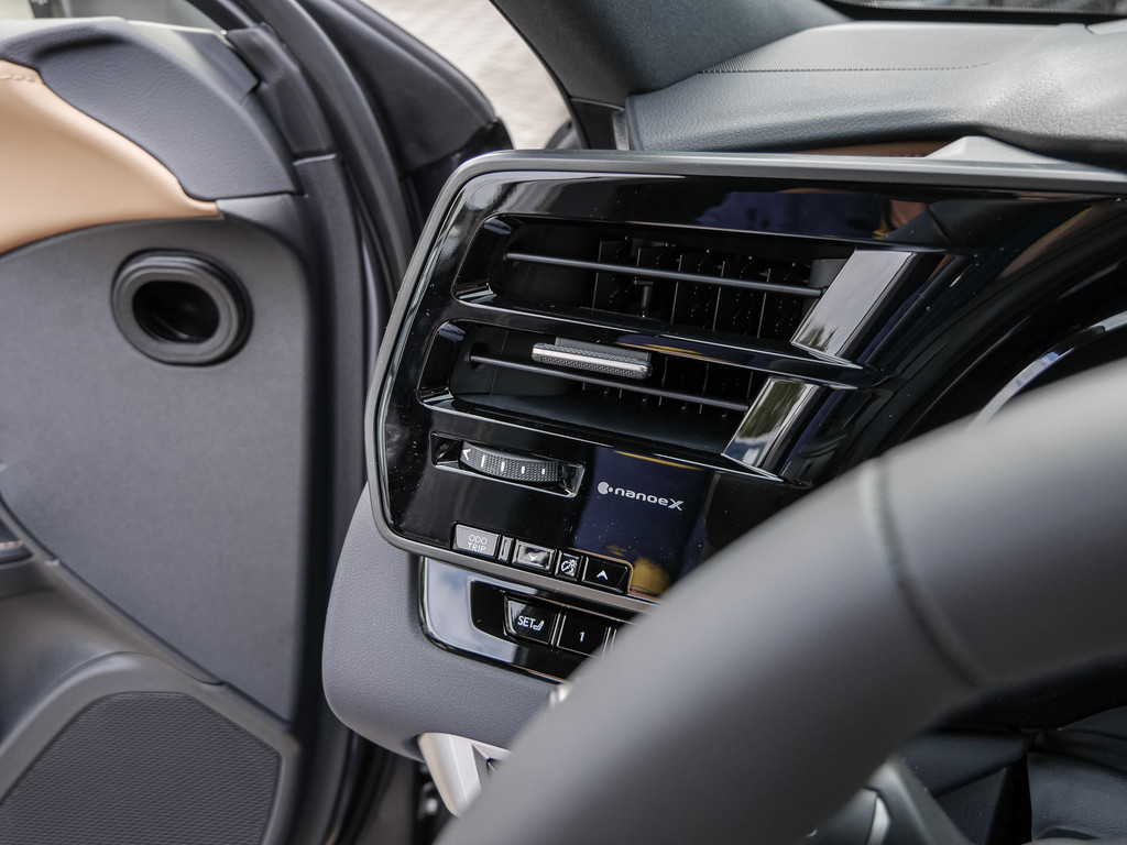 Fahrzeugansicht LEXUS RX 450h + F Sport Design - Bild 27