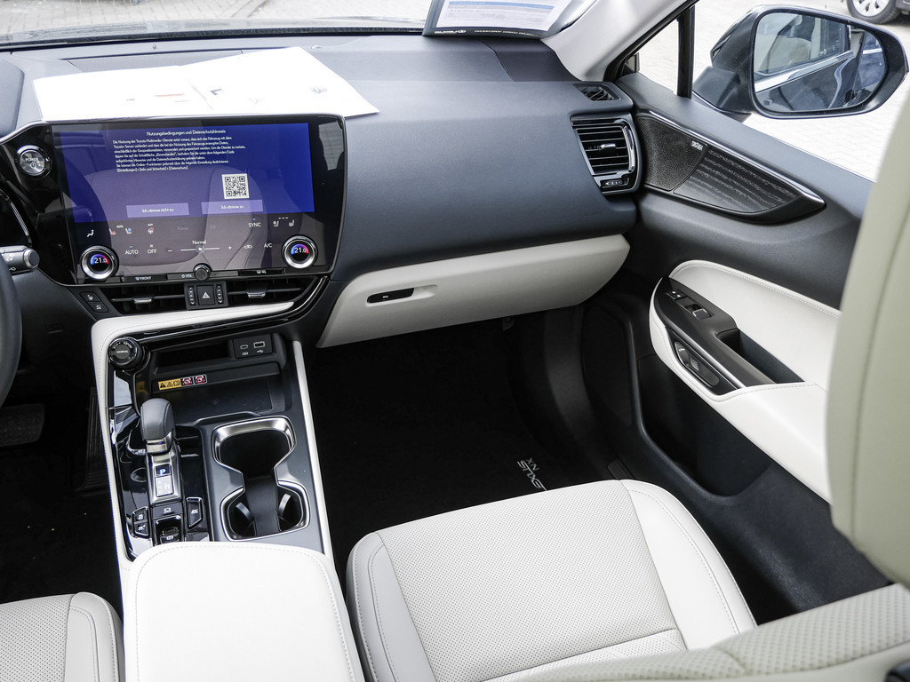 Fahrzeugansicht LEXUS NX 350h Luxury AWD - Bild 4