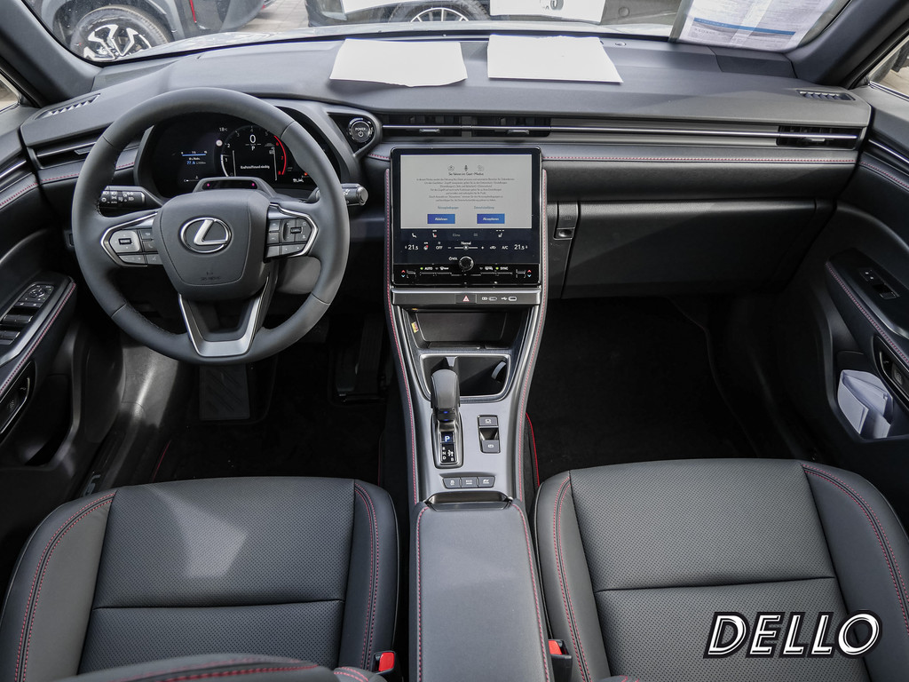 Fahrzeugansicht LEXUS LBX Emotion - Bild 7