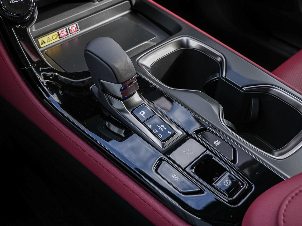 Fahrzeugansicht LEXUS NX 350h Executive - Bild 17