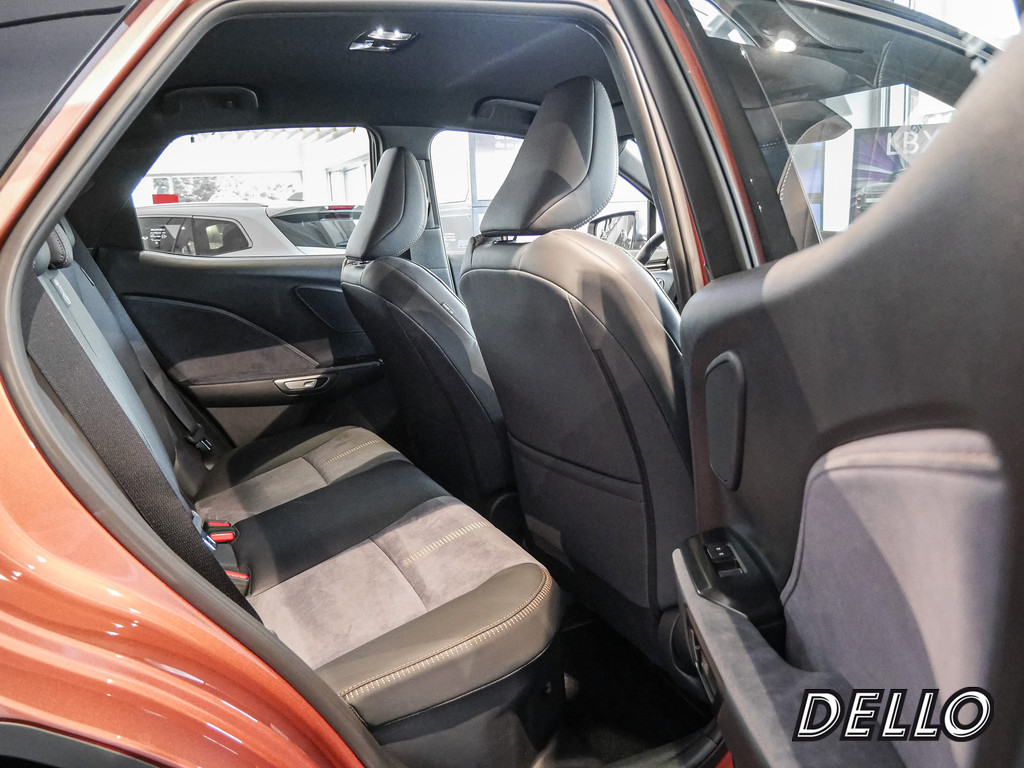 Fahrzeugansicht LEXUS LBX Cool - Bild 4