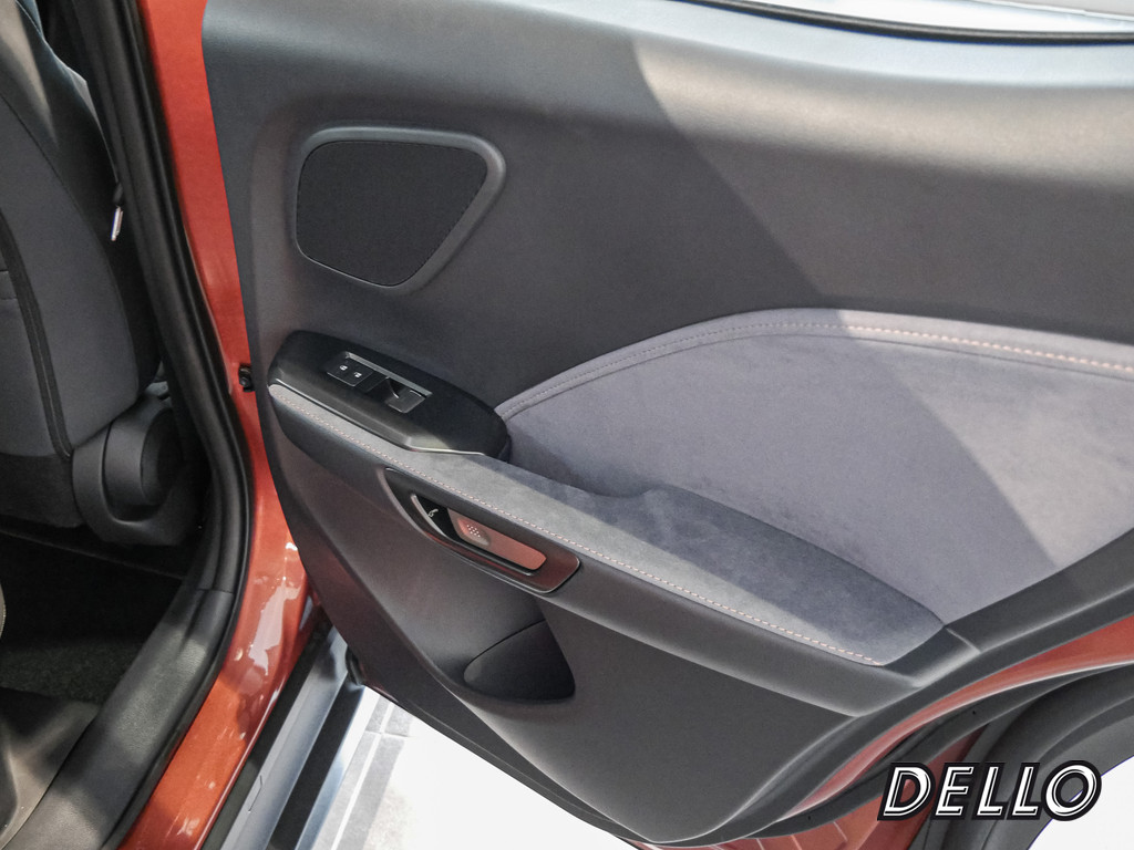 Fahrzeugansicht LEXUS LBX Cool - Bild 8