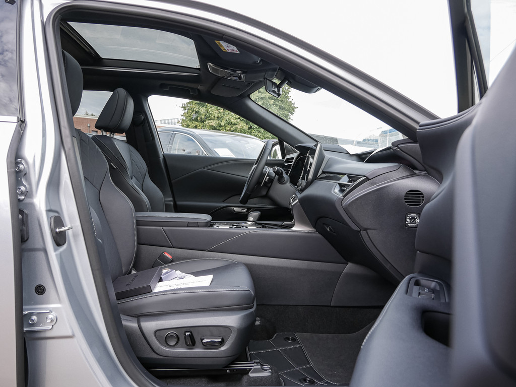 Fahrzeugansicht LEXUS RX 450h + F Sport Design - Bild 37